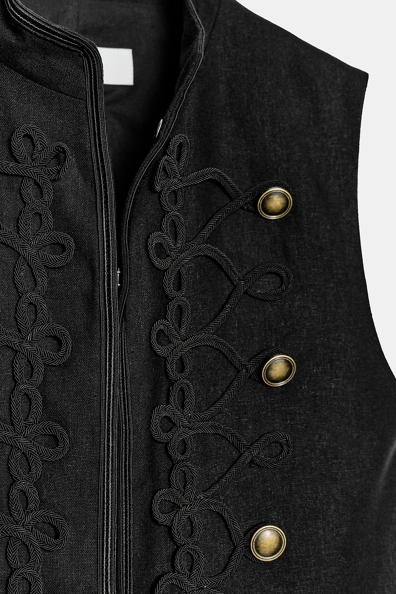 GILET CINTRE À BRANDENBOURGS