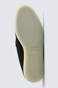 CASUAL LEATHER LOAFERS