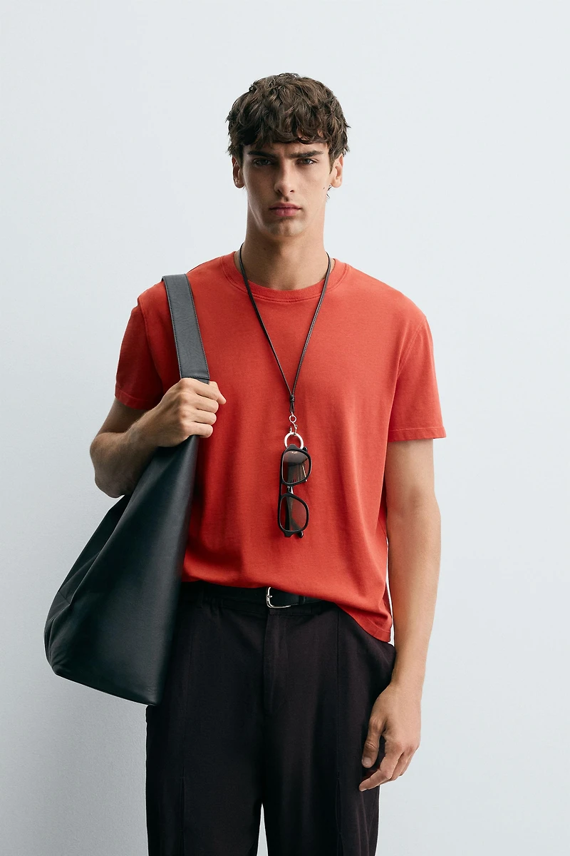 CROPPED FIT T-SHIRT