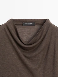 T-shirt à col cheminée
