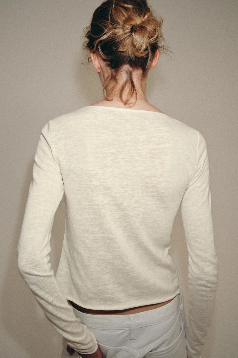 T-SHIRT RUSTIQUE BOUTONS