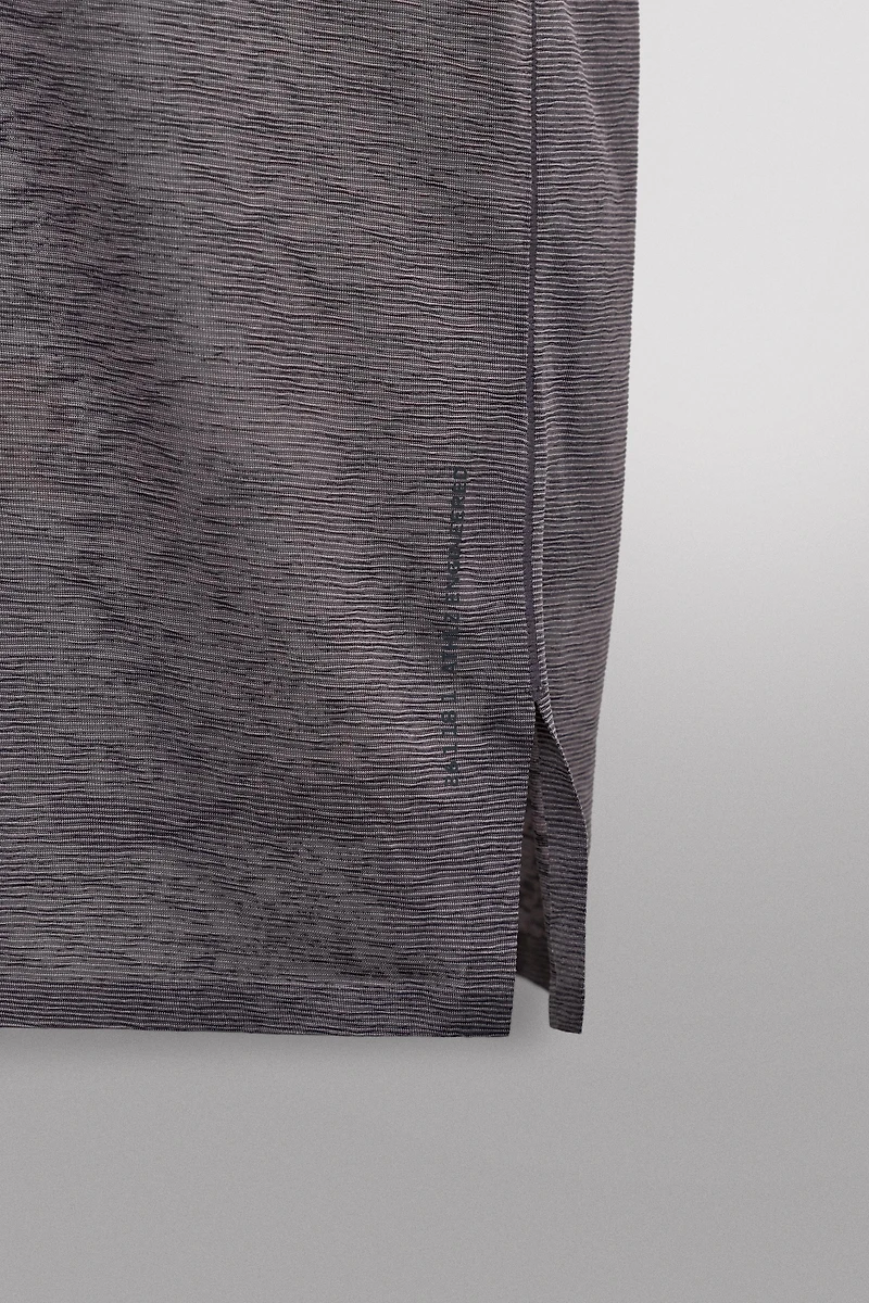 LIGHTWEIGHT RUNNING SHIRT