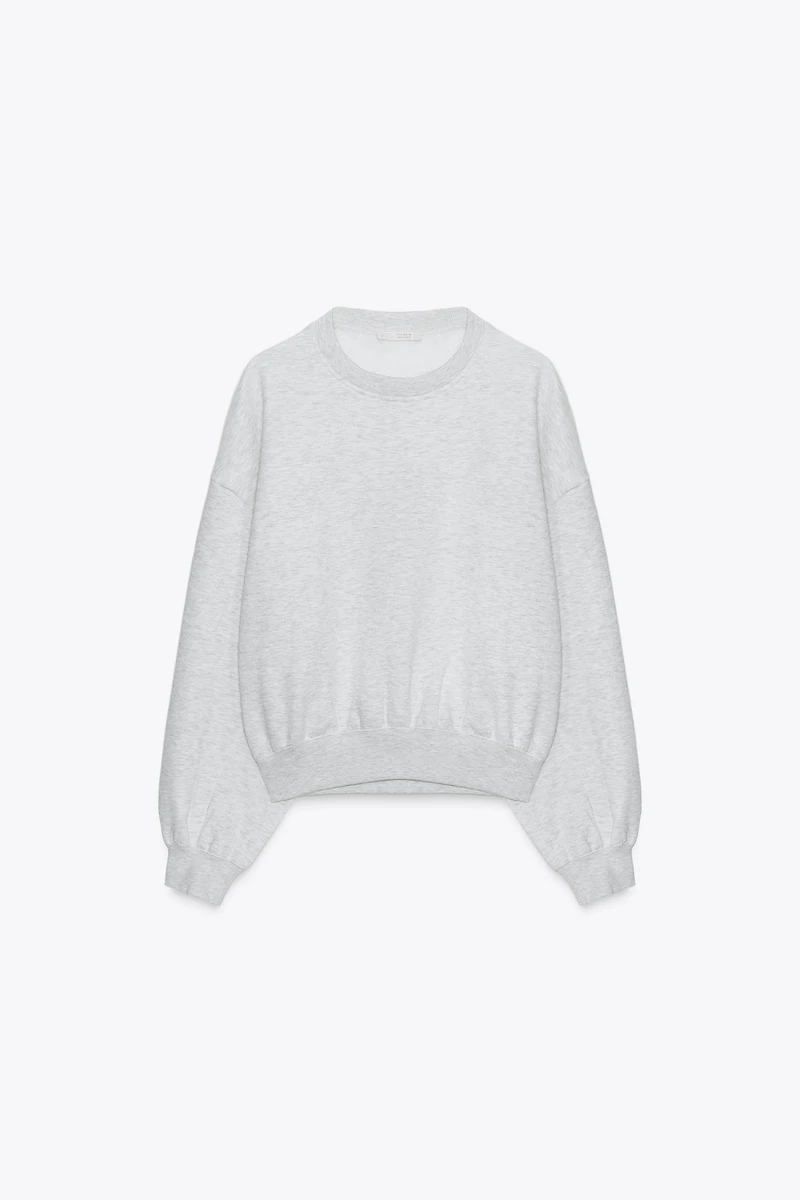 BASIC PLUSH SWEATSHIRT