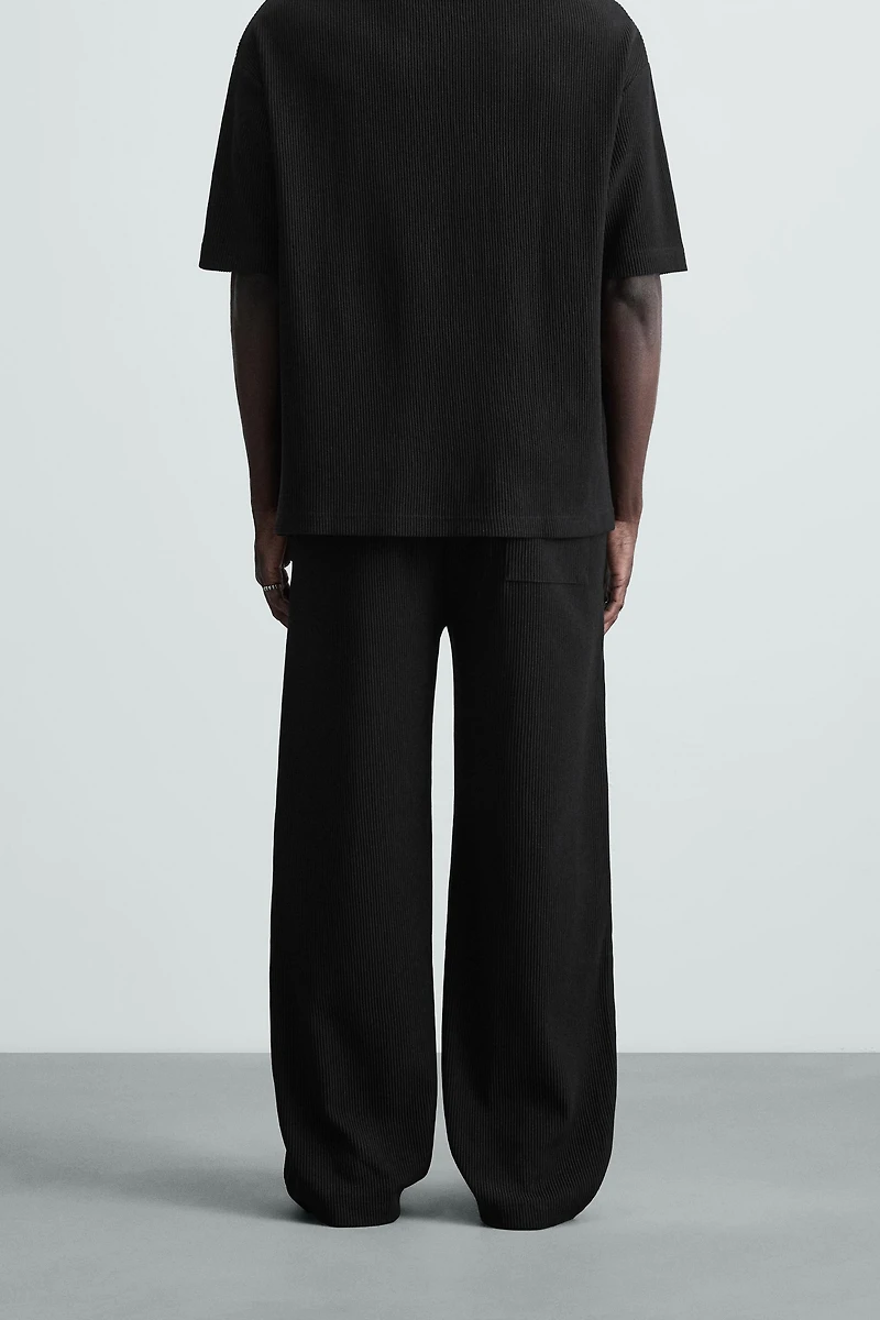 VERTICAL TEXTURED JOGGER PANTS