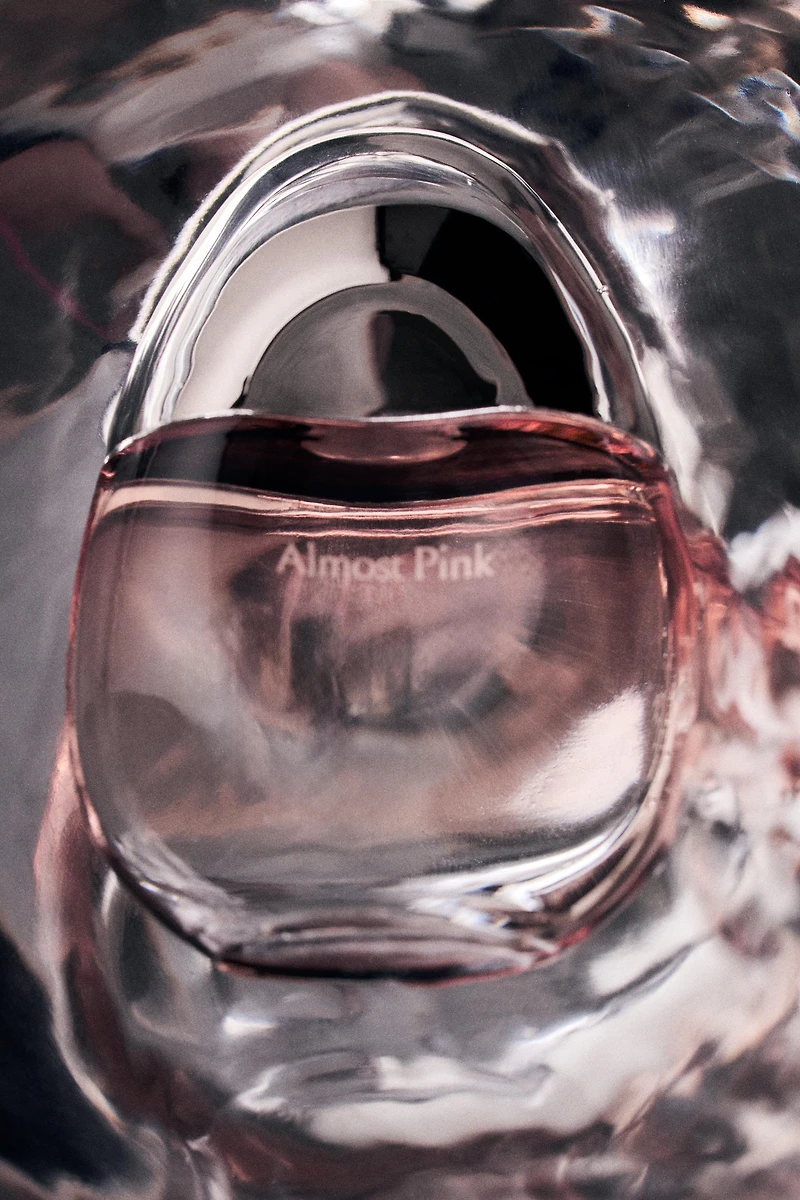 ALMOST PINK EDP 30ML (1.01 FL. OZ).