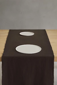 TABLE RUNNER 01