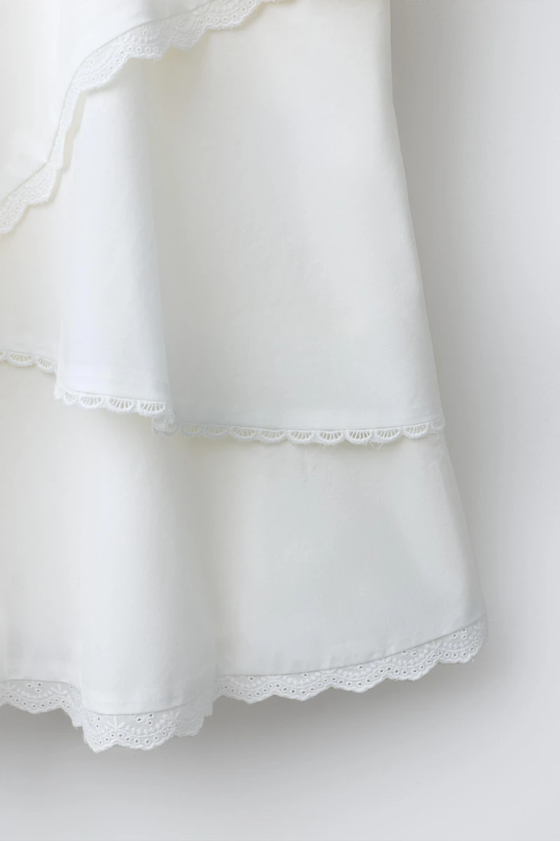 ROMANTIC EMBROIDERED LAYERED DRESS