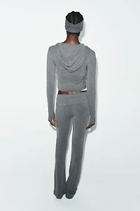 PANTALON FLARE SANS COUTURE