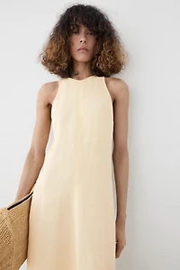 Robe midi fluide à encolure américaine en lin