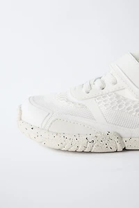 BAREFOOT SNEAKERS