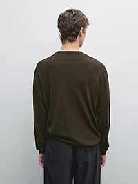 Merino wool crew neck knit sweater