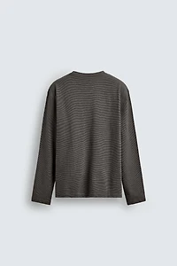 STRIPED LONG SLEEVE T-SHIRT