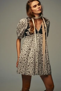 FLORAL PRINT COMBINATION SHORT DRESS