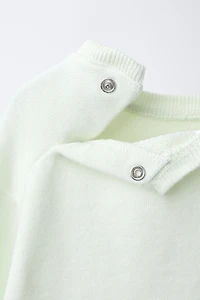 EMBROIDERED CHICK SWEATSHIRT