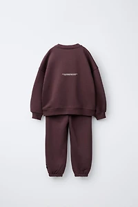 TEXT SWEATSHIRT AND JOGGER SET