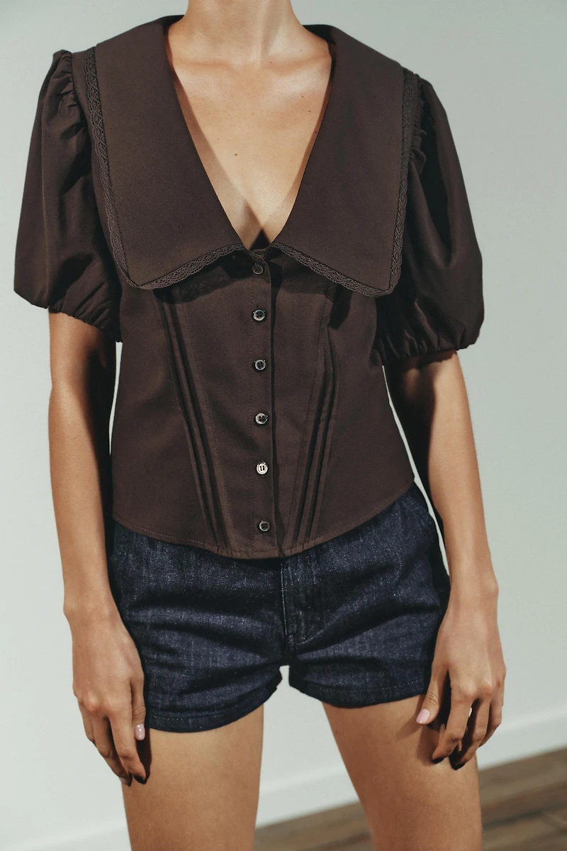 PETER PAN COLLAR PUFF SLEEVE TOP