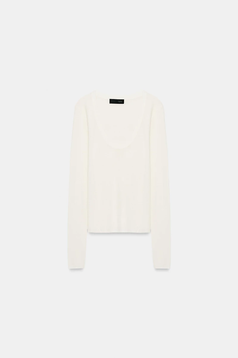 TOP EN MAILLE EXTRAFINE