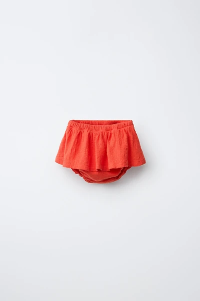 SKIRTED BOTTOMS