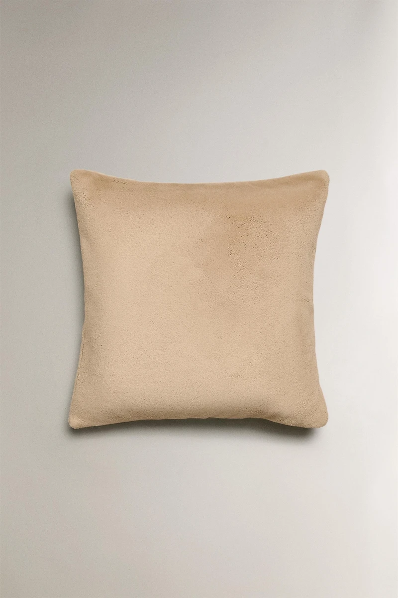 HOUSSE DE COUSSIN FOURRURE