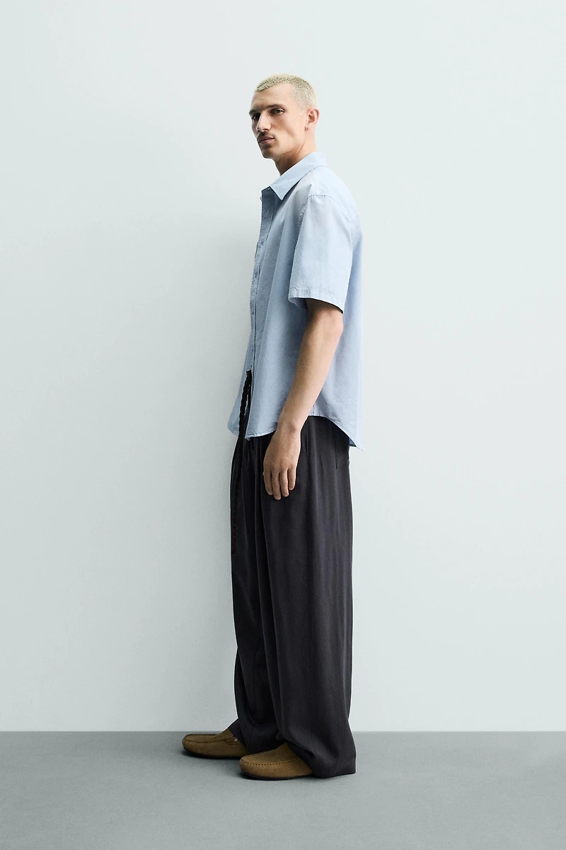 RELAXED FIT SPRAY WASH SHIRT