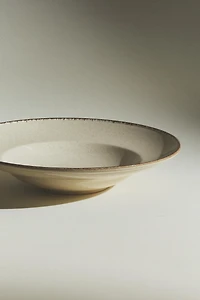 PORCELAIN PASTA PLATE WITH ANTIQUE FINISH RIM