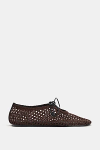 BOW-TIE CUT-OUT BALLET FLATS