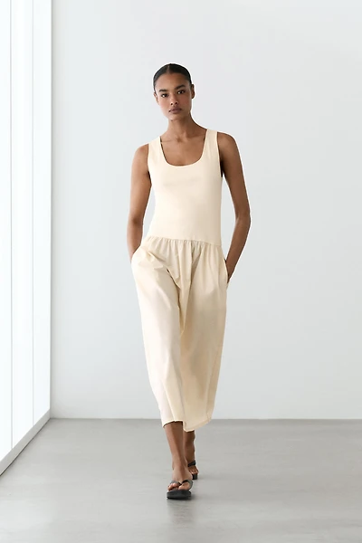 Cotton blend dress with contrast poplin