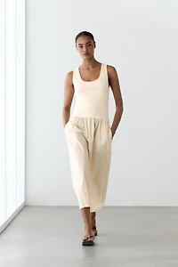 Cotton blend dress with contrast poplin