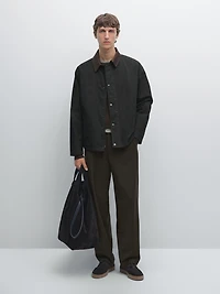 Veste avec col en cuir
