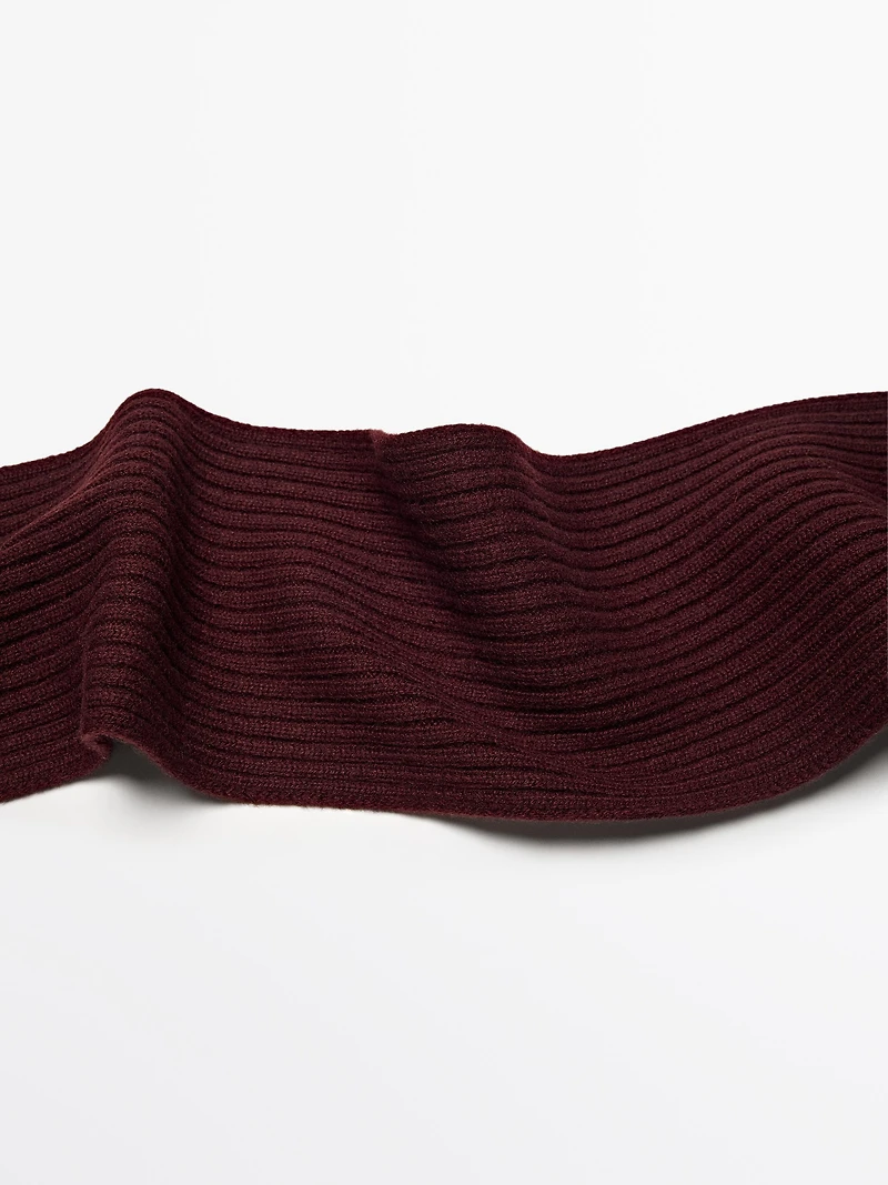 Écharpe fine en tissu côtelé