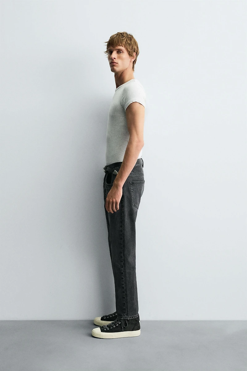 SLIM CROPPED FIT JEANS
