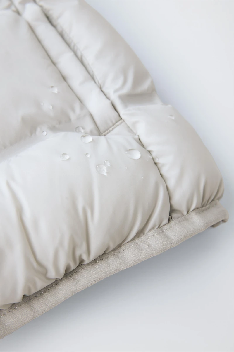 VESTE MATELASSÉE ULTRALÉGÈRE À CAPUCHE