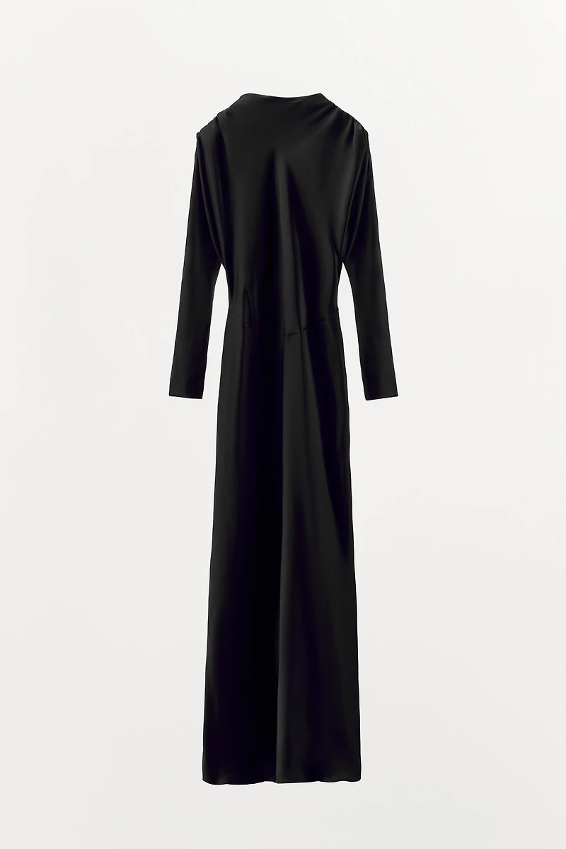 ROBE SATINÉE DRAPÉE