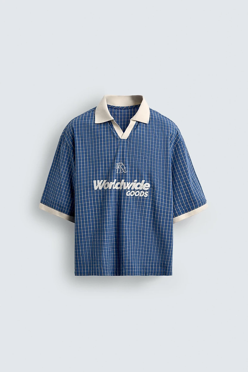 CHEMISE POLO COURTE COUPE TEXTE IMPRIMÉ