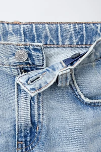 RIPPED RELAXED BAGGY JEANS
