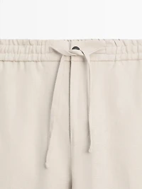 Pantalon total look détail taille lin
