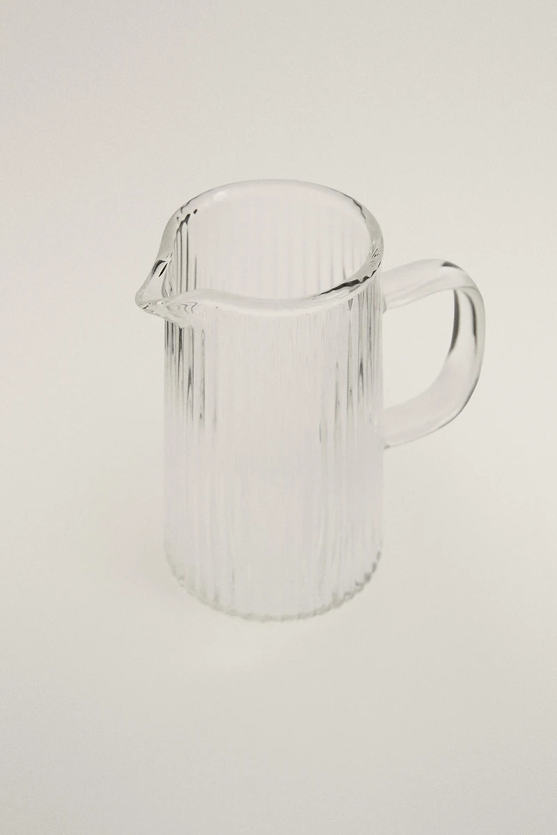 RAISED BOROSILICATE MILK PITCHER
