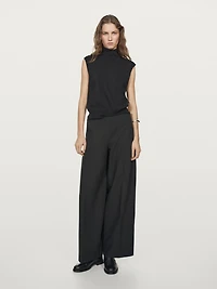 Wide-leg trousers with darts