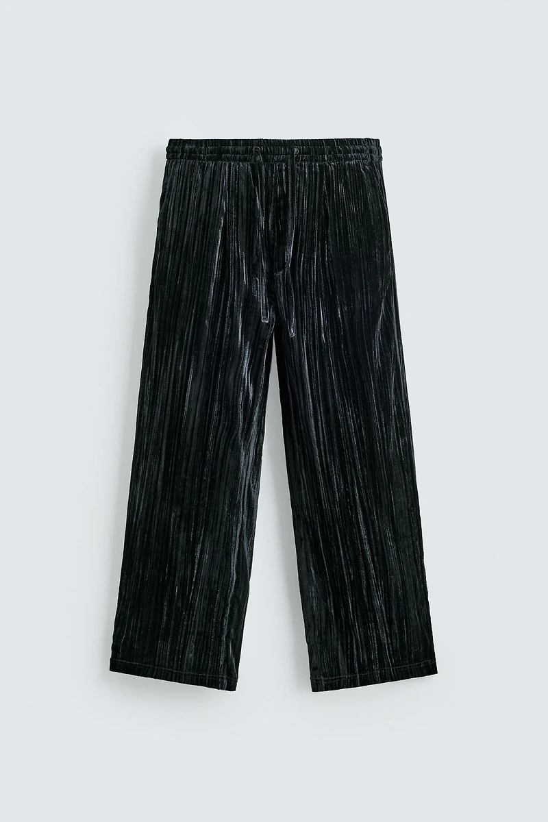PLEATED VELVET PANTS