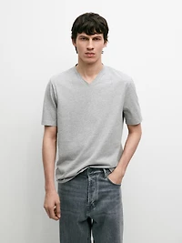 100% cotton V-neck T-shirt