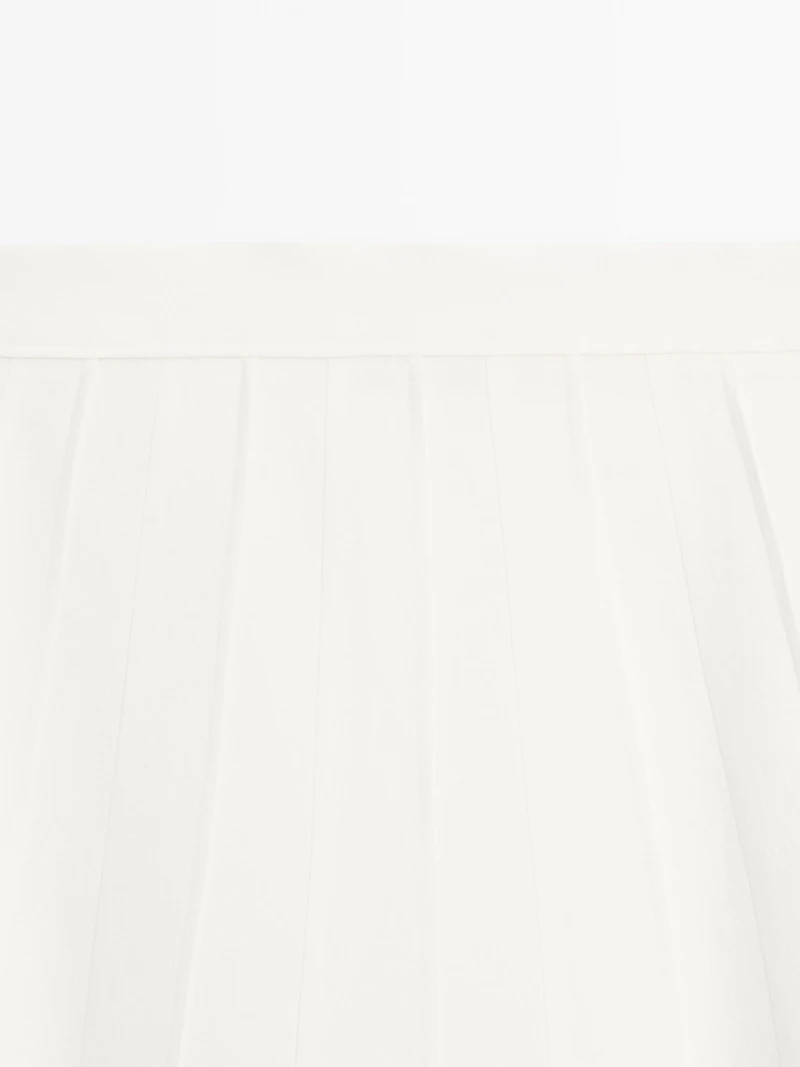 Flared midi skirt with seam details