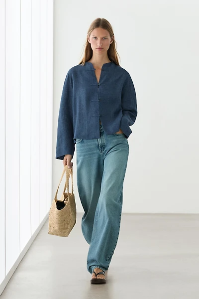 100% linen overshirt with toggle details