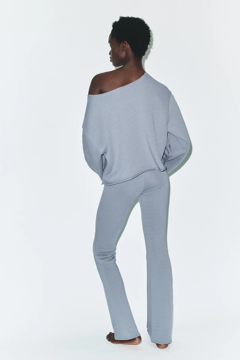 BOAT NECK SWEATSHIRT