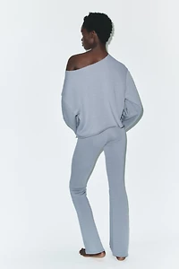 BOAT NECK SWEATSHIRT