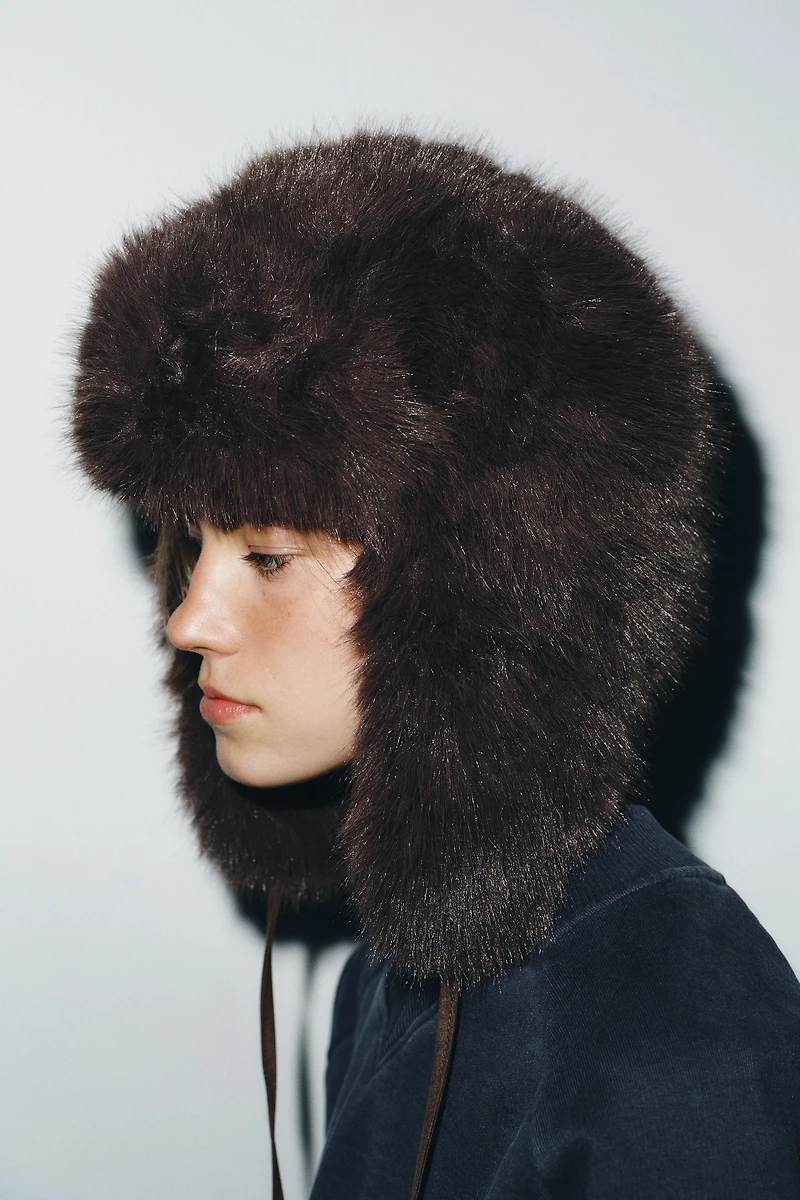 AVIATOR HAT WITH FAUX FUR