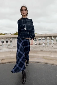 SMOCKED PLAID TOP