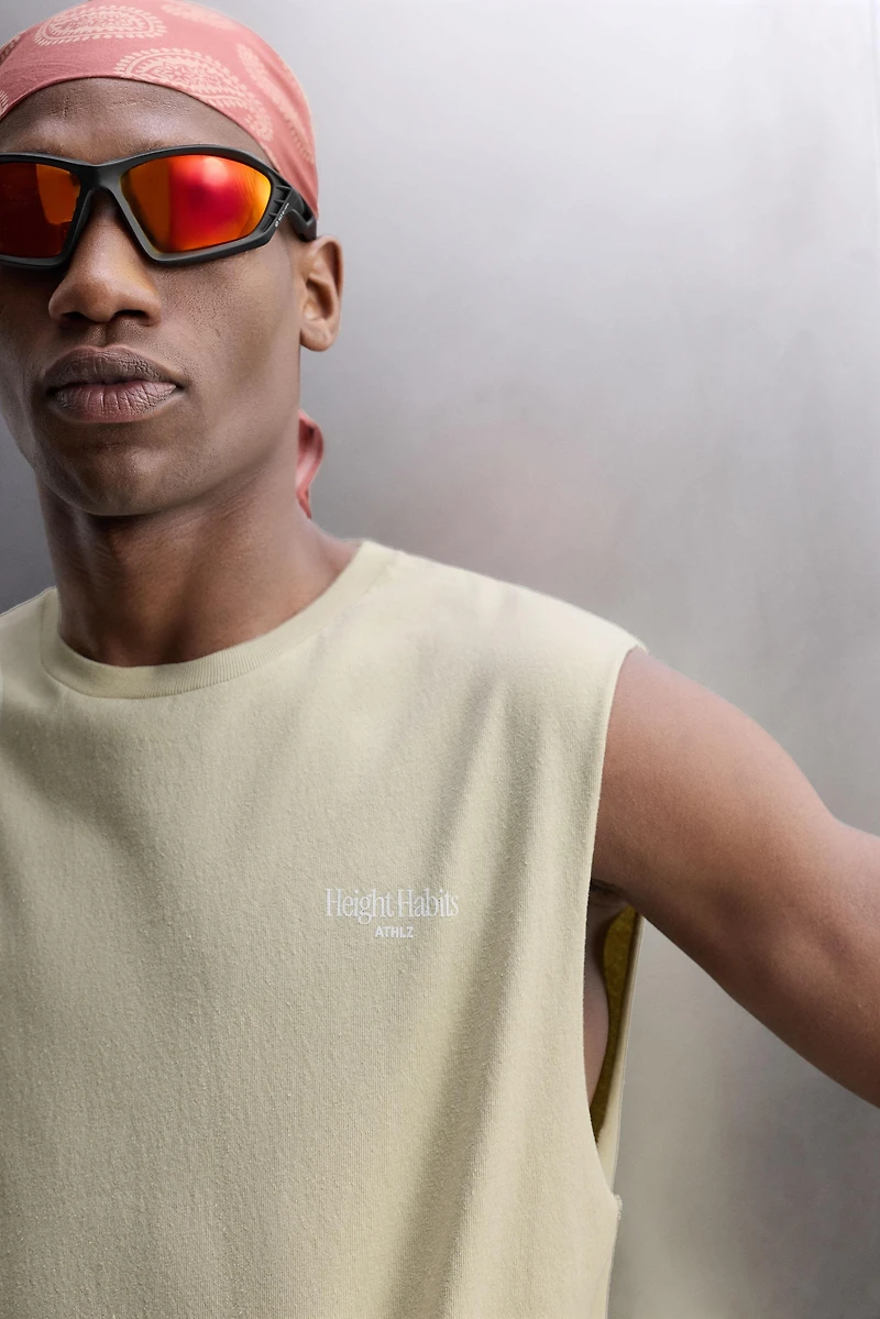 GRAPHIC PRINT TANK TOP