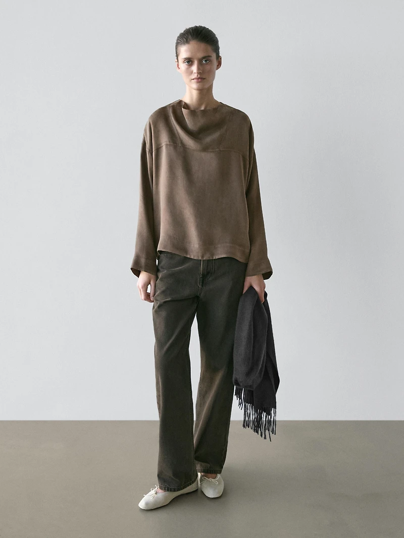 Flowing shirt with draped detail