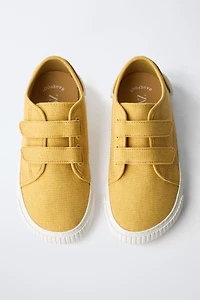 BAREFOOT SNEAKERS