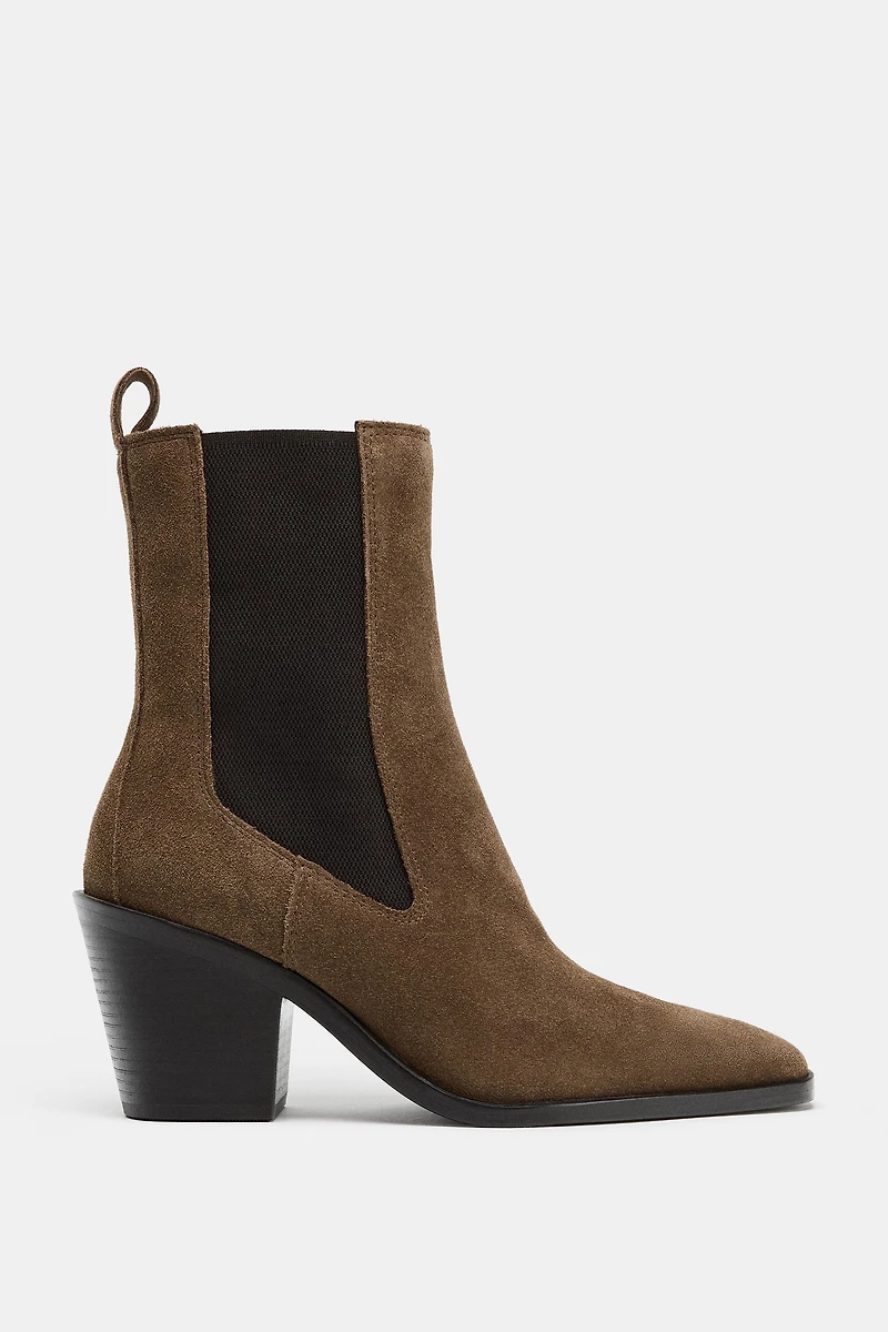 BOTTINES À TALONS EN CROÛTE DE CUIR